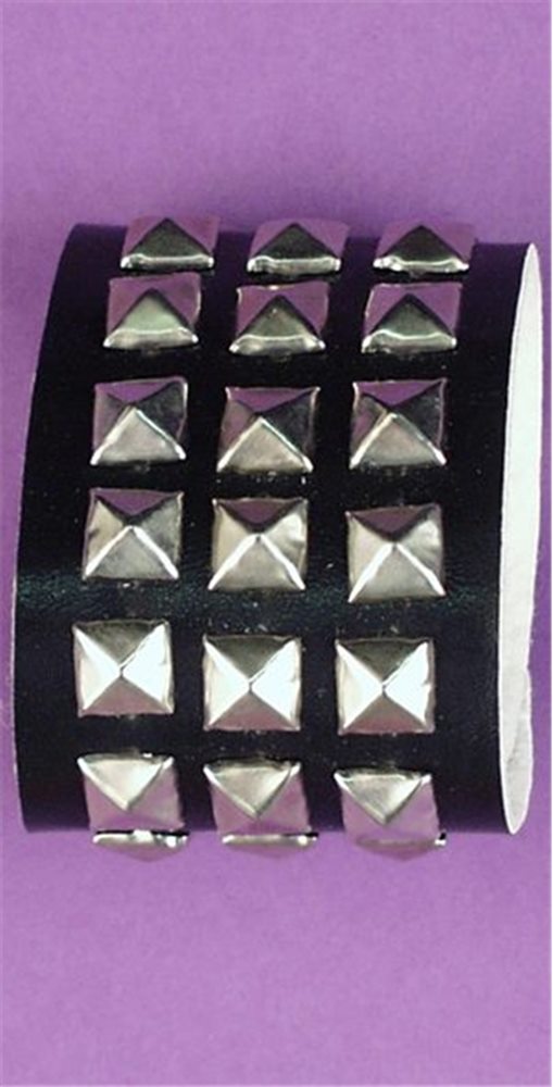 Picture of Studded Wristband Triple