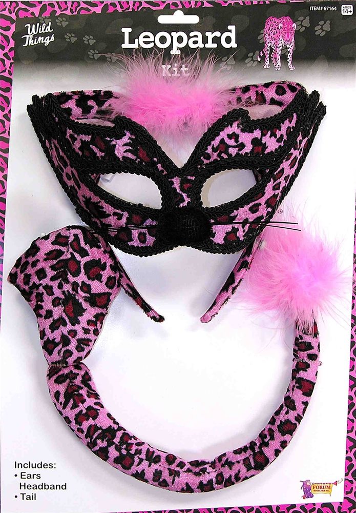 Picture of Pink Leopard Womans Accessory Kit