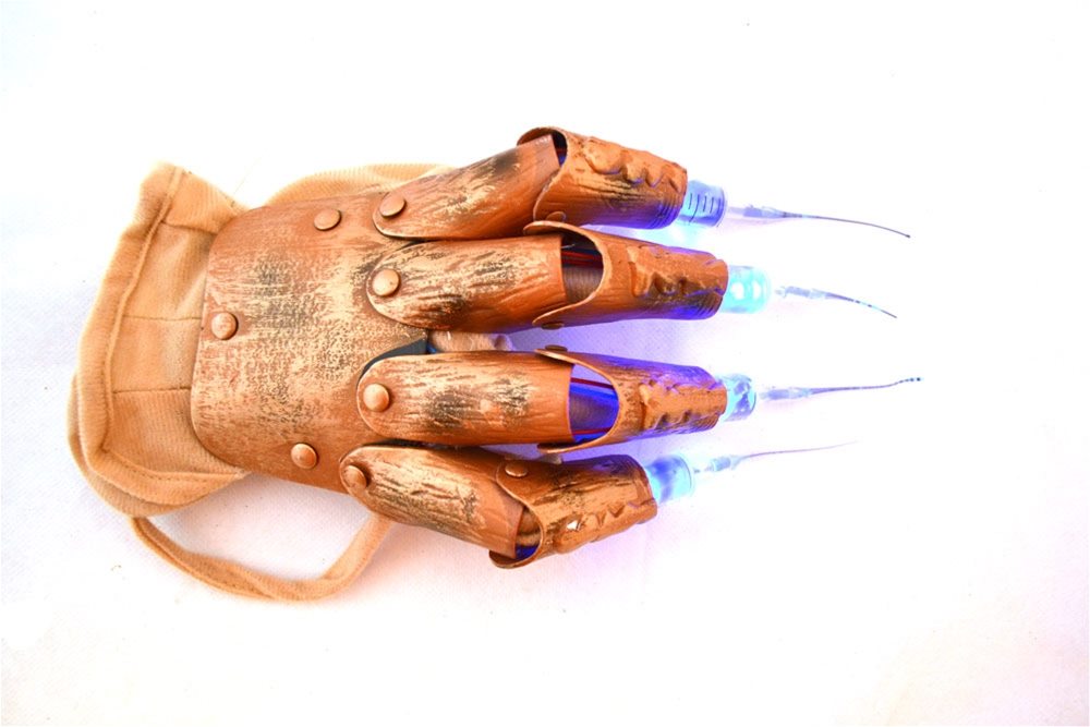 Picture of A Nightmare on Elm Street Syringe Freddy Glove