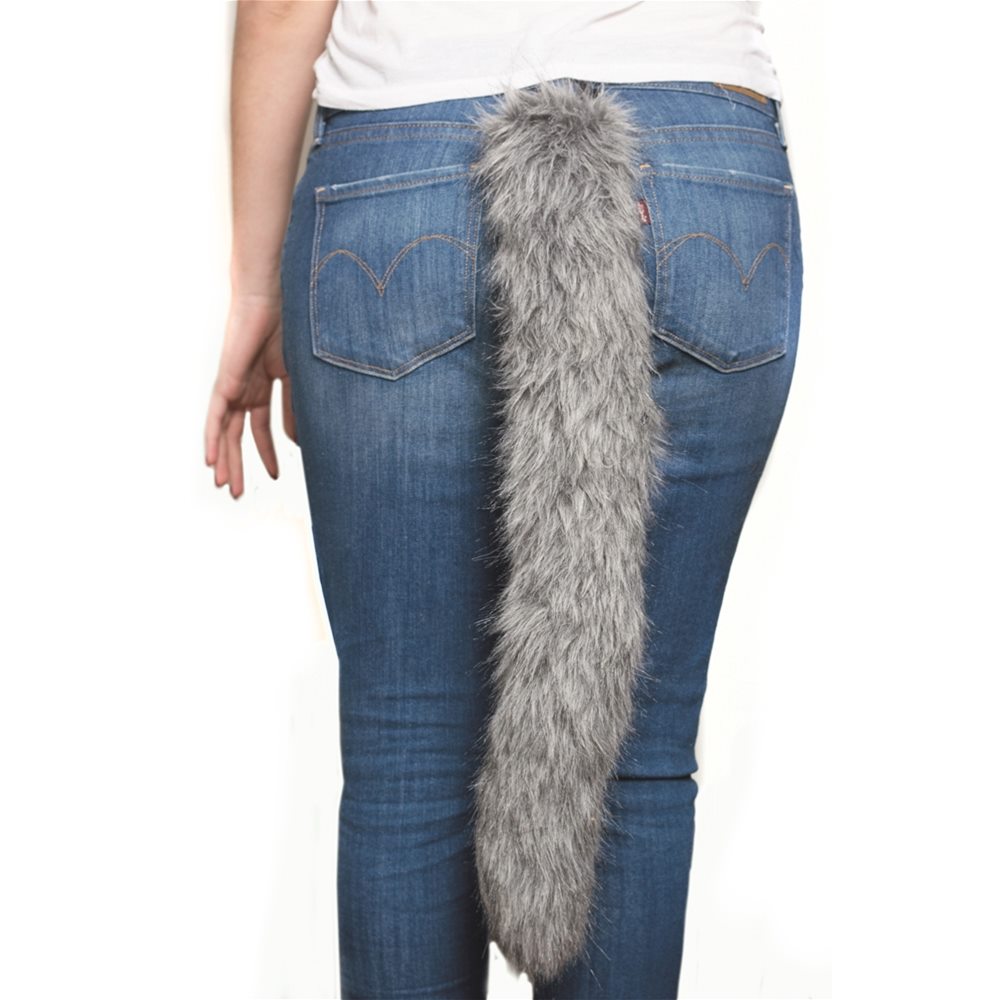 Picture of Grey Wolf Tail 22in