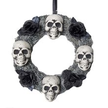 Picture of 4 Skulls Halloween Wreath