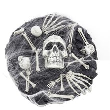 Picture of Skull & Bones Black Wreath